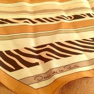 Vintage 1980s Oscar de la Renta silk scarf